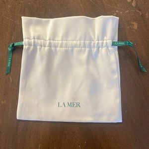 La mer authentic satin-like gorgeous cosmetic bag